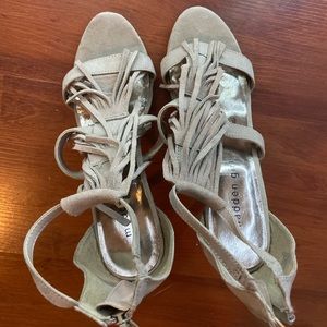 Madden Girl Frill Heel